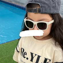 Load image into Gallery viewer, polarized sunglasses for kids - 2 colors available
